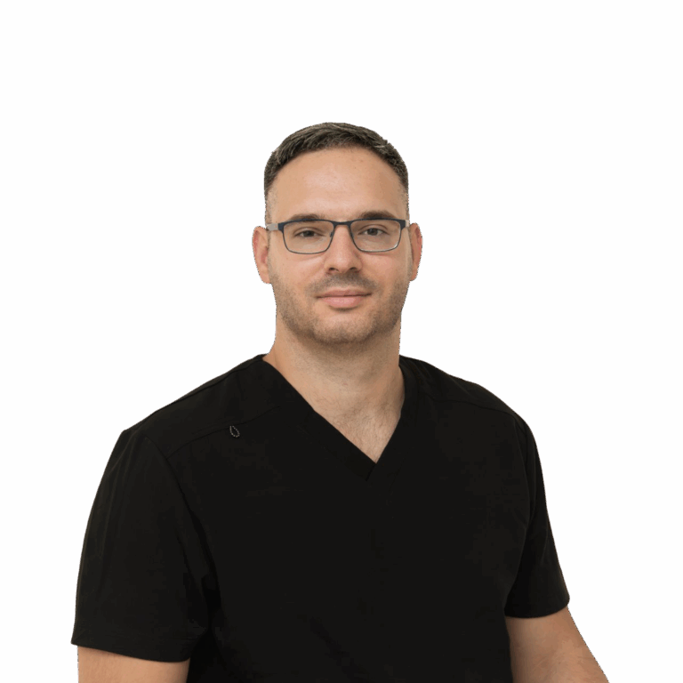 lek. Oskar Dyba - doświadczony urolog w trakcie specjalizacji z miasta Kraków Oslomed Kraków operacja stulejki, konsultacja urologiczna, usg moszny, usg jąder, krótkie wędzidełko